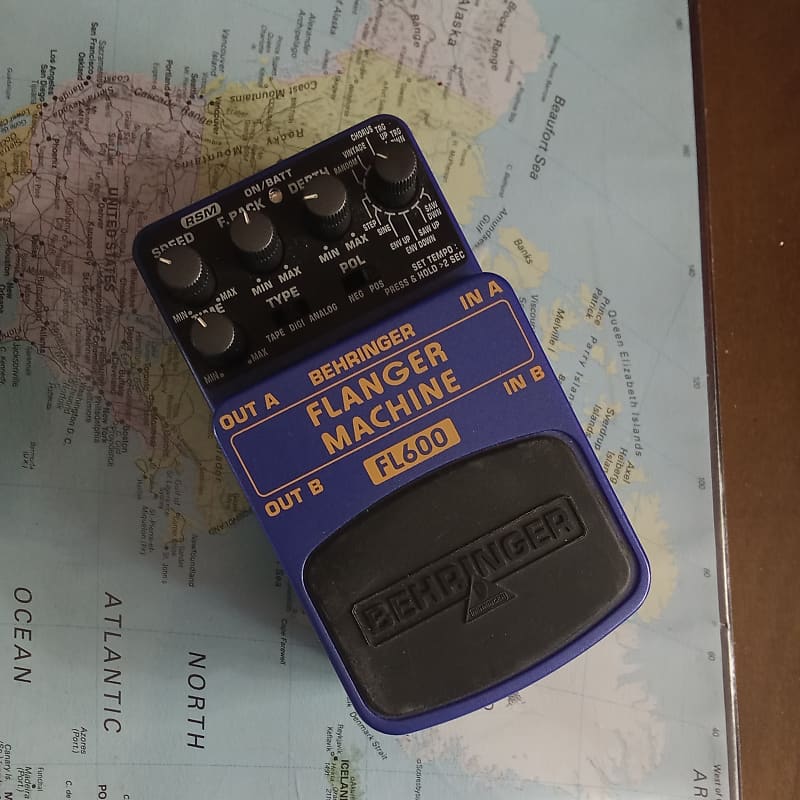Behringer FL600 Flanger Machine