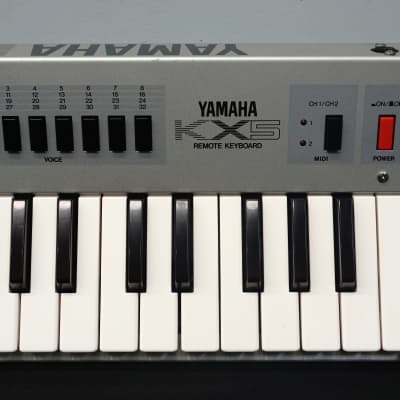 Yamaha KX5 Vintage MIDI Remote Keyboard Controller Keytar Silver image 5