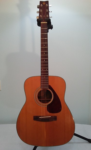 Yamaha FG-160 Acoustic Guitar 1973