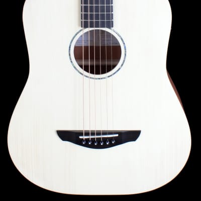 Faith FDS Nomad Mini-Saturn Electro Acoustic Guitar in Natural Satin w/Softcase image 2