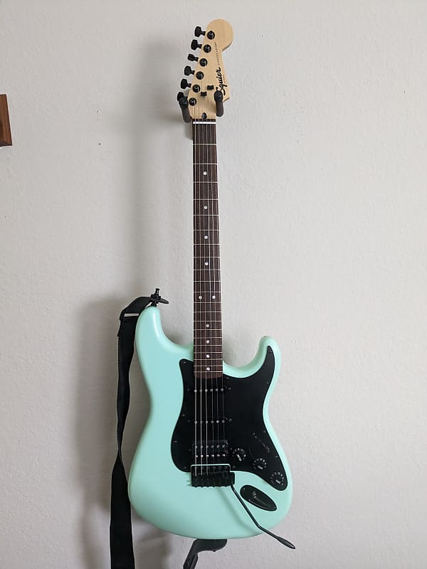 Squier Stratocaster - Surf Green - HSS + Fender Gig bag | Reverb