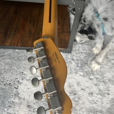 Fender Modern Player Telecaster Plus 2012 - 2018 Honey Burst image 3