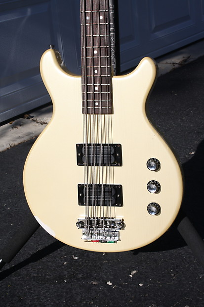 Hamer USA B12S 12 string bass Les Paul dbl. cut body short scale Heaven Tonight