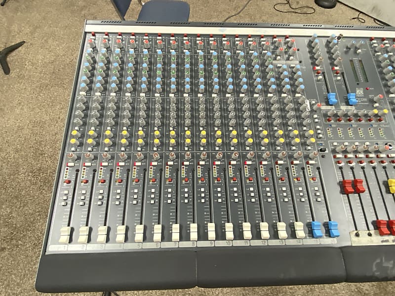 Allen & Heath GL2200-32 4-Group 32-Channel Mixing Console | Reverb