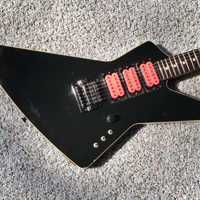 シャーベル　エレキギター ブラック 3ピックアップ 3 Pickup Humbucker Jackson Charvel Black 1984 San Dimas