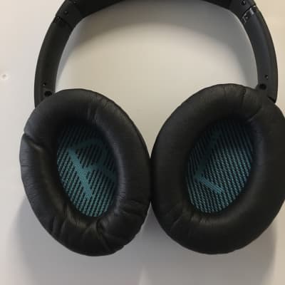 Bose QuietComfort 35 II 2020 Matte Black with Silver Accent image 3