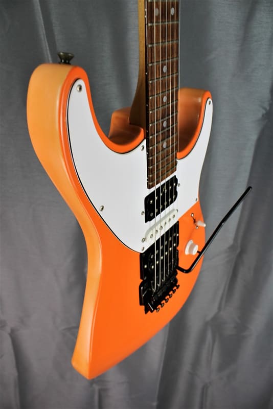 超希少 Fender Japan Strat SHM-75 Kahlerブリッジ 超希少 Fender Japan Strat SHM-75 Kahlerブリッジ