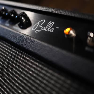 Suhr Bella 44-Watt Guitar Amp Head- Black with Tolex Panel image 4