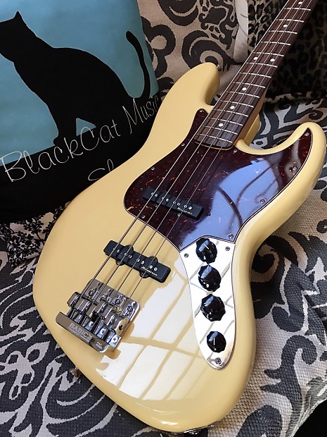 Fender jazz bass 60th anniversary mim 2025