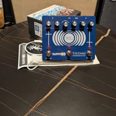 EarthQuaker Devices sunn O))) Life Pedal Octave Distortion +