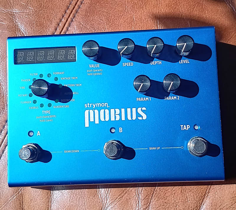 Strymon Mobius