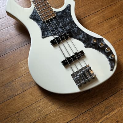 ベース J-MF-I J-White LUNA SEA J Signature J Luna Sea Signature SG Bass Edwards by ESP E-J-90MF - MIJ