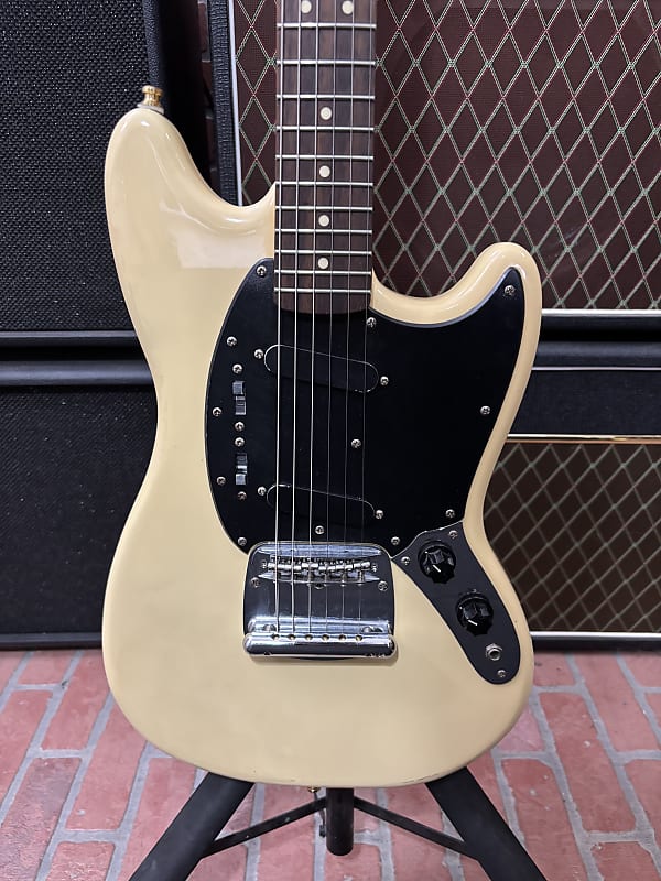 ギター squier FSR Vintage Modified MUSTANG MH Vintage Modified Mustang Electric Guitar Vintage White