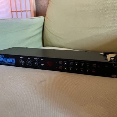 Alesis Midiverb II 16-Bit Digital Effects Processor | Reverb