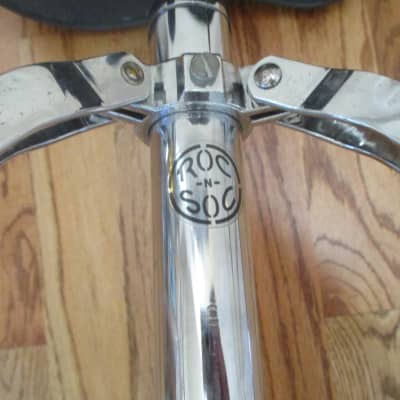 Roc N Soc Pro Series Hydraulic Lift Drum Throne, Bicycle Saddle, Backrest - Excellent Condition image 11