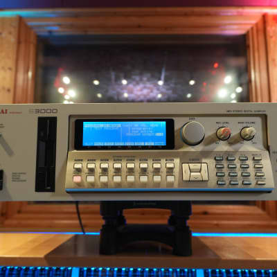 Akai S3000 MIDI Stereo Digital Sampler