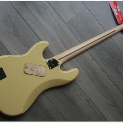 Fender "Limited Edition Precision Bass in Buttercream" GIGBAG imagen 5