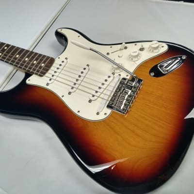 Fender Stratocaster Roland Ready 2011 - Sunburst image 2