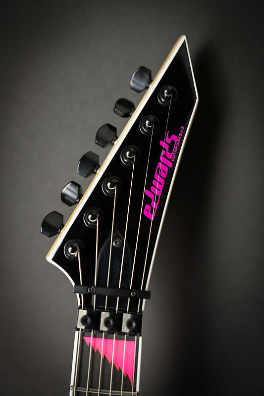 EDWARDS PINK SAWTOOTH、Alexi Laihoモデル 1018_C_ESP_Edwards_E_AL_166_Pi