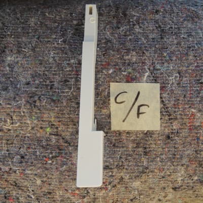 C :F Key YAMAHA GENOS MONTAGE Série MOTIF Série TYROS 2 / 3 / 4 TYROS 5 VG+