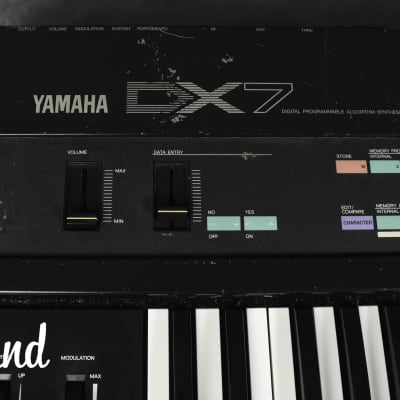 YAMAHA DX7 Digital Programmable Algorithm Synthesizer in Very Good Condition image 11