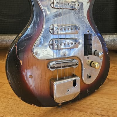 Imperial  3 pickup  60s - 2 tone guitar for sale