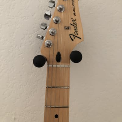 Fender Limited Edition Standard Stratocaster 2018 Sea Foam Pearl image 3