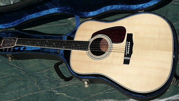 Morris M50 Solid Spruce Top Brazilian Rosewood Body MIJ