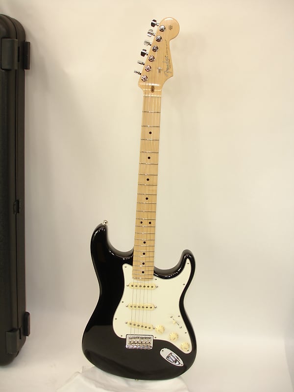 2004 Fender Mexico Modded Stratocaster Electric Guitar