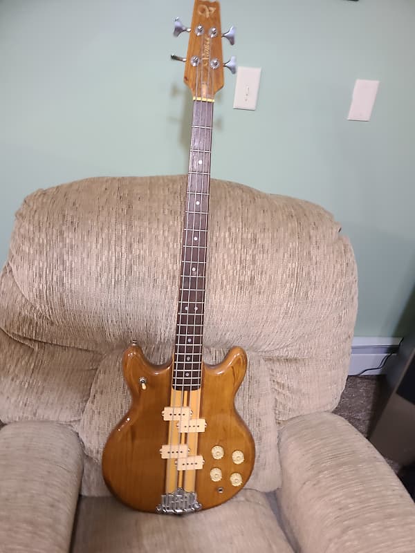 VANTAGE BASS GUITAR Reverb