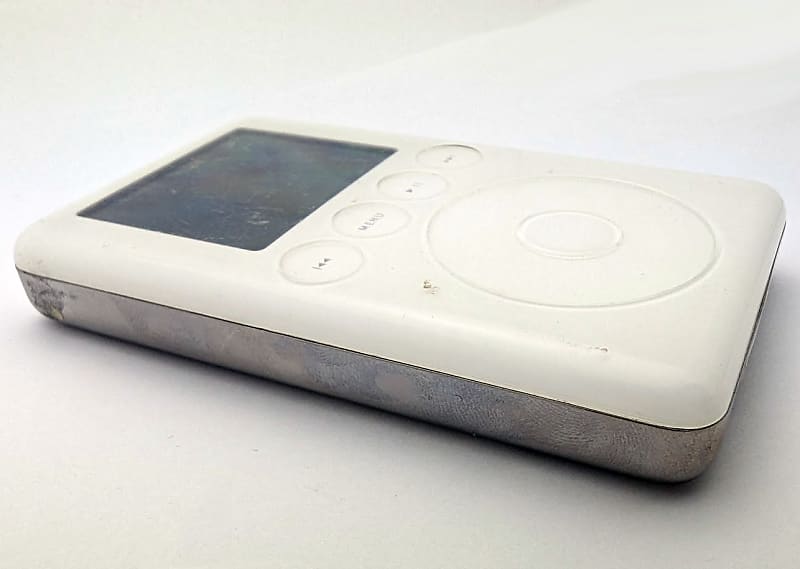 Apple iPod Classic 3rd Generation 20GB White (A1040