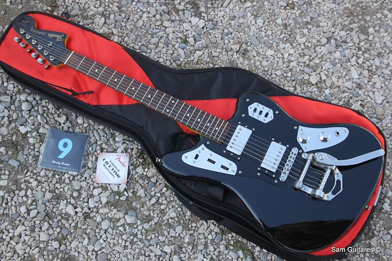 Fender Jaguar Japan Special Edition HH – Black | Reverb