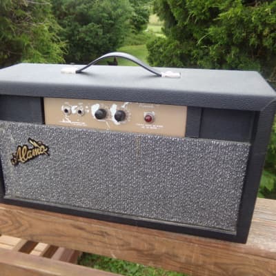 Fender '63 Tube Reverb Unit Tank Lacquered Tweed Near Mint w 