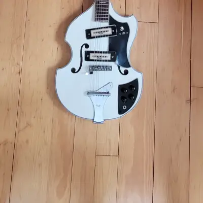 Kent  Model 834 (Violin Guitar) 1966 White image 1