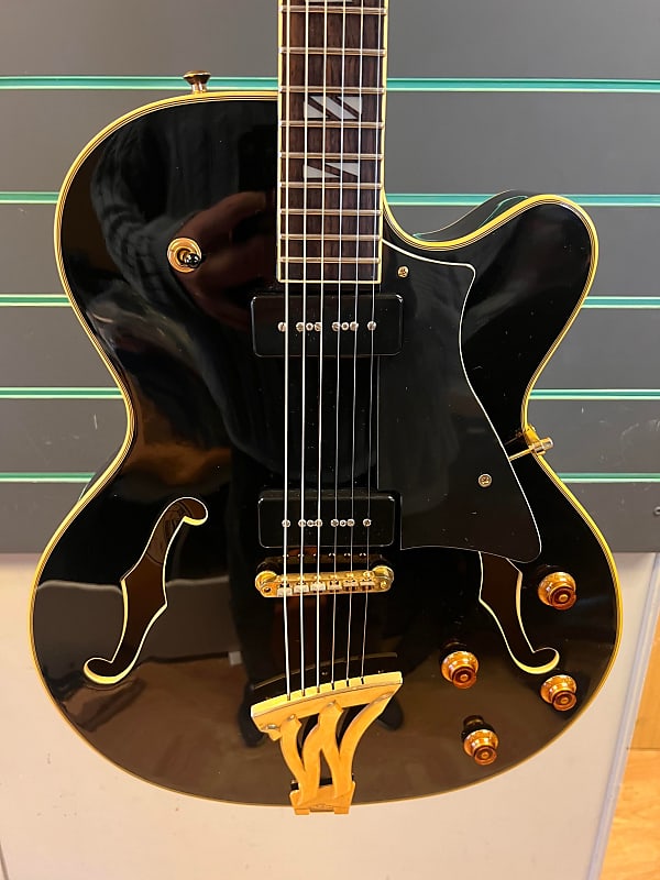 多様な Washburn Guitar Electric Body Hollow 1998 Black Memphis J8 ギター