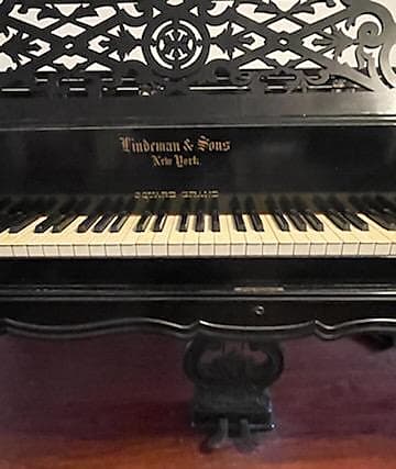 Lindeman and sons baby grand piano hot sale for sale