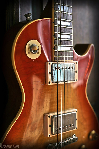 人気のファッションブランド！ Cherry Faded 380LTD N-LP Navigator ESP 2001 '59 MIJ Paul Les ギター