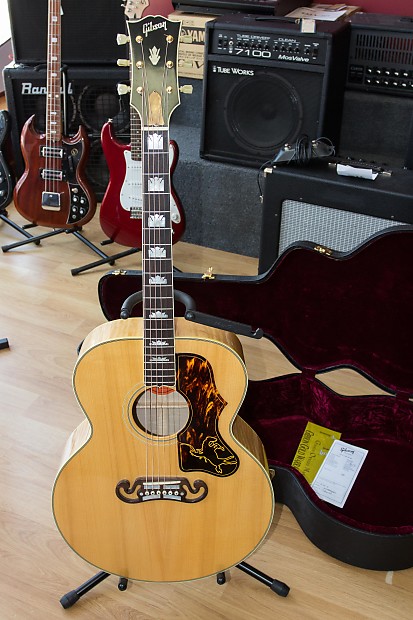 Gibson j200 2025 true vintage
