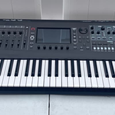 Roland Fantom 7 76-Key Workstation Keyboard, Mint, As New