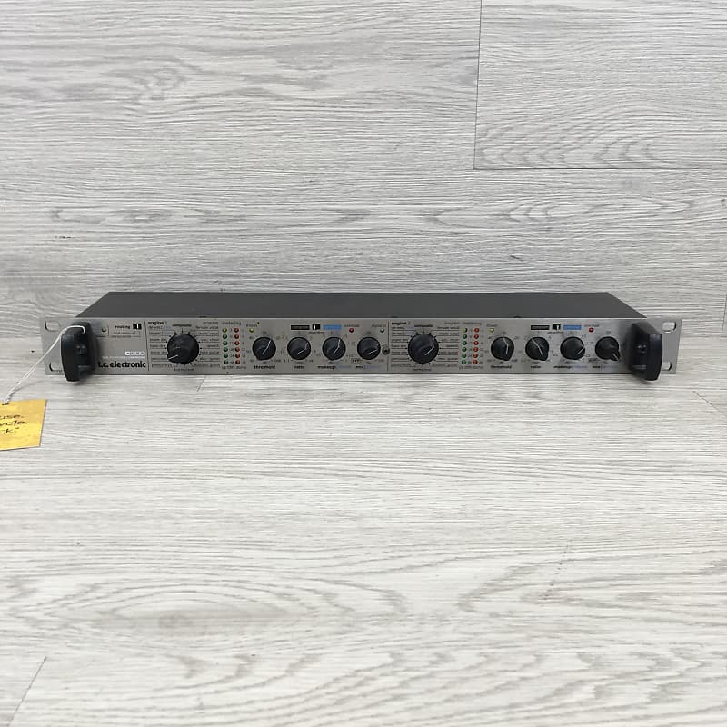 TC Electronic C300 Dual ステレオ Gate Comp 2 TC Electronic C300 Dual Stereo Gate / Compressor | Reverb