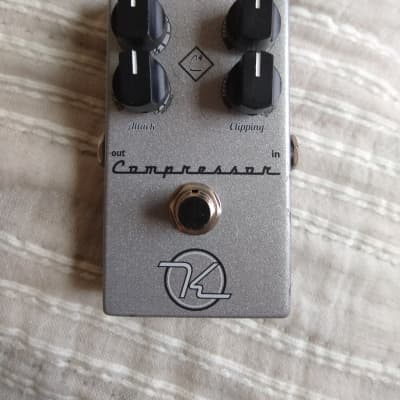 Keeley C4 4-Knob Compressor