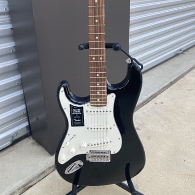 Fender Player Stratocaster Strat Left-Handed with Pau Ferro Fretboard 2019 - Present - Black left handed lefty electric guitar image 2