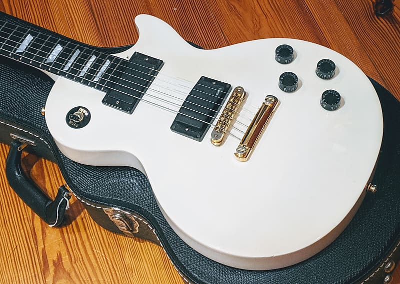 Gibson 2008 Les Paul Studio Alpine White Gold Ebony