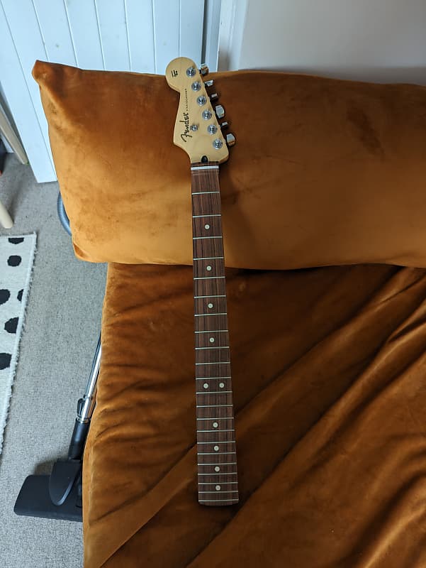 Fender Reverse Headstock Player Strat Neck + Locking Reverb UK