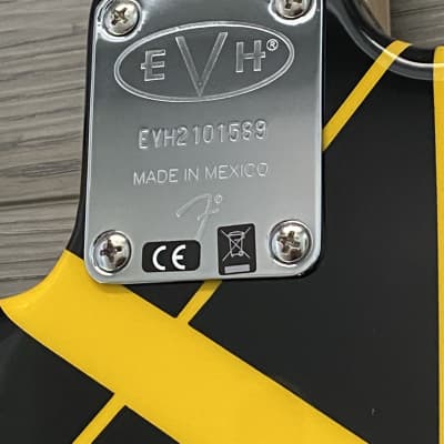 EVH Striped Series Electric Guitar 2010s Black/Yellow image 9
