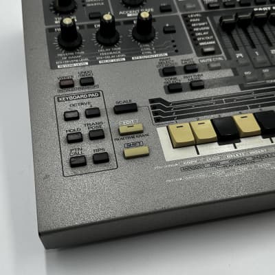 Roland MC-505 Groovebox