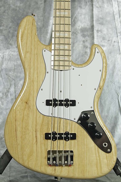 Fender Japan Exclusive 70s Classic Jazz Bass Natural
