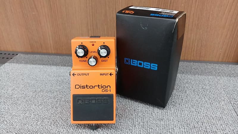 Boss DS-1