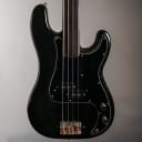 Fender Precision Bass Fretless 1979 Black