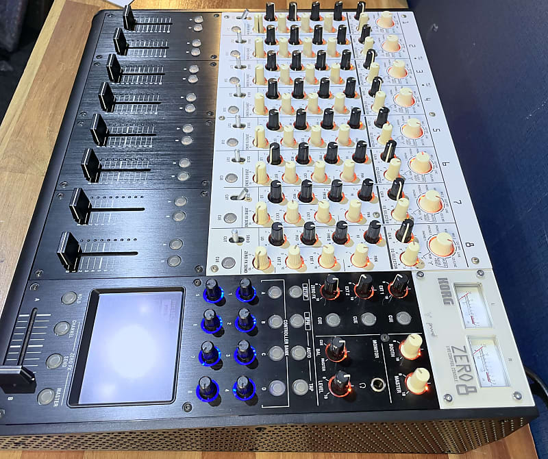 KORG ZERO 8 DJミキサー/LIVEコントローラー 動作確認済 箱あり USED KORG Zero 8 Live Control Console Mixer Preamp zero8 U